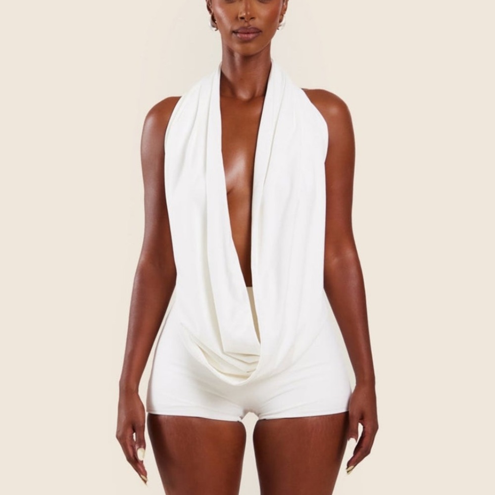 2 Piece MARS THE LABEL Halter Neck and Shorts